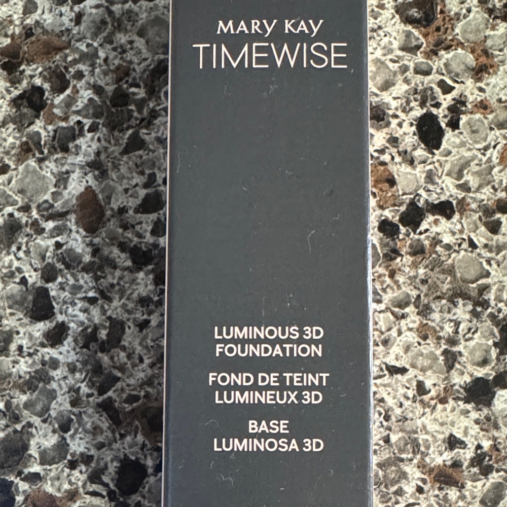 Mary Kay Timewise Luminous 3D Foundation l